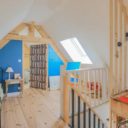 Pet Friendly In With Wifi Ferienhaus Becourt